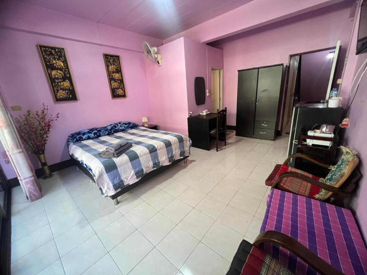 Soetnos Hotel Pantai Jomtien Luaran gambar