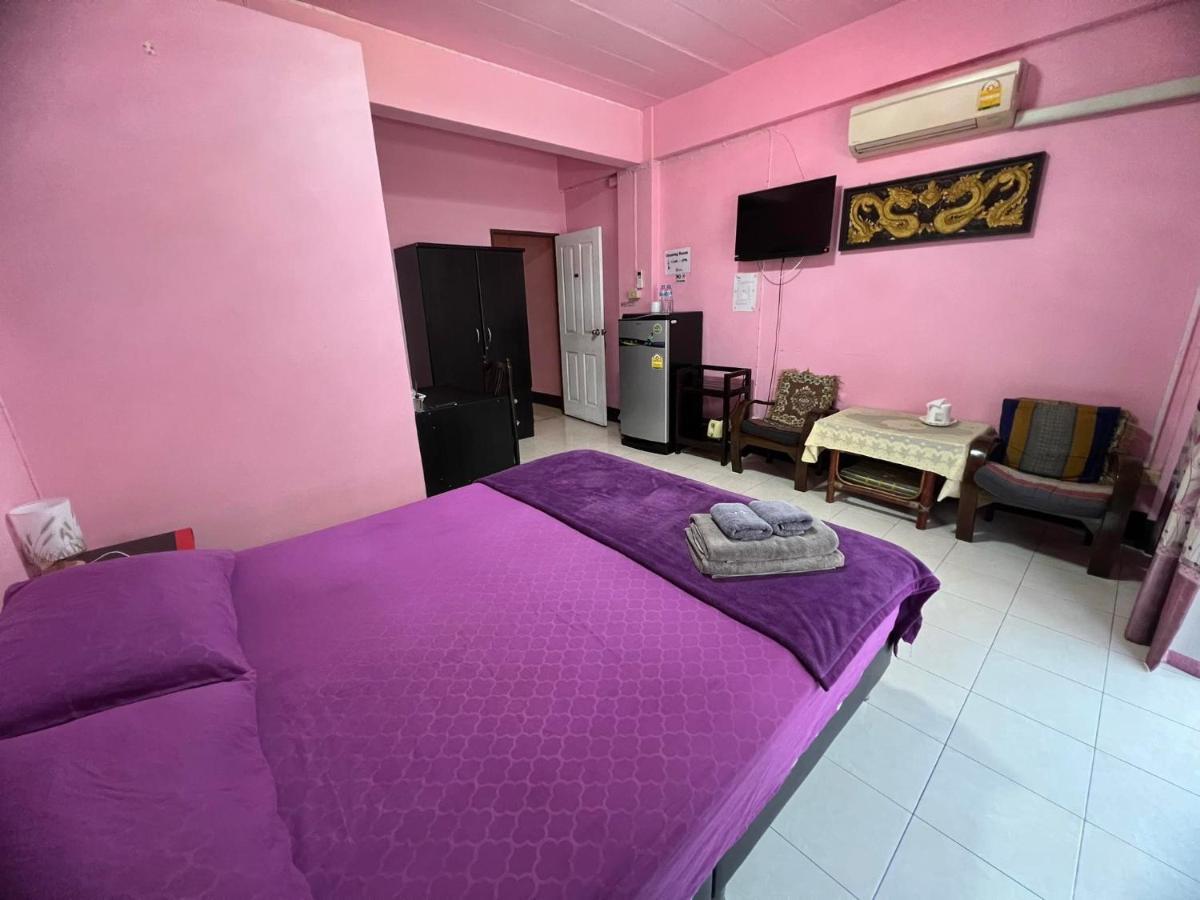 Soetnos Hotel Pantai Jomtien Luaran gambar