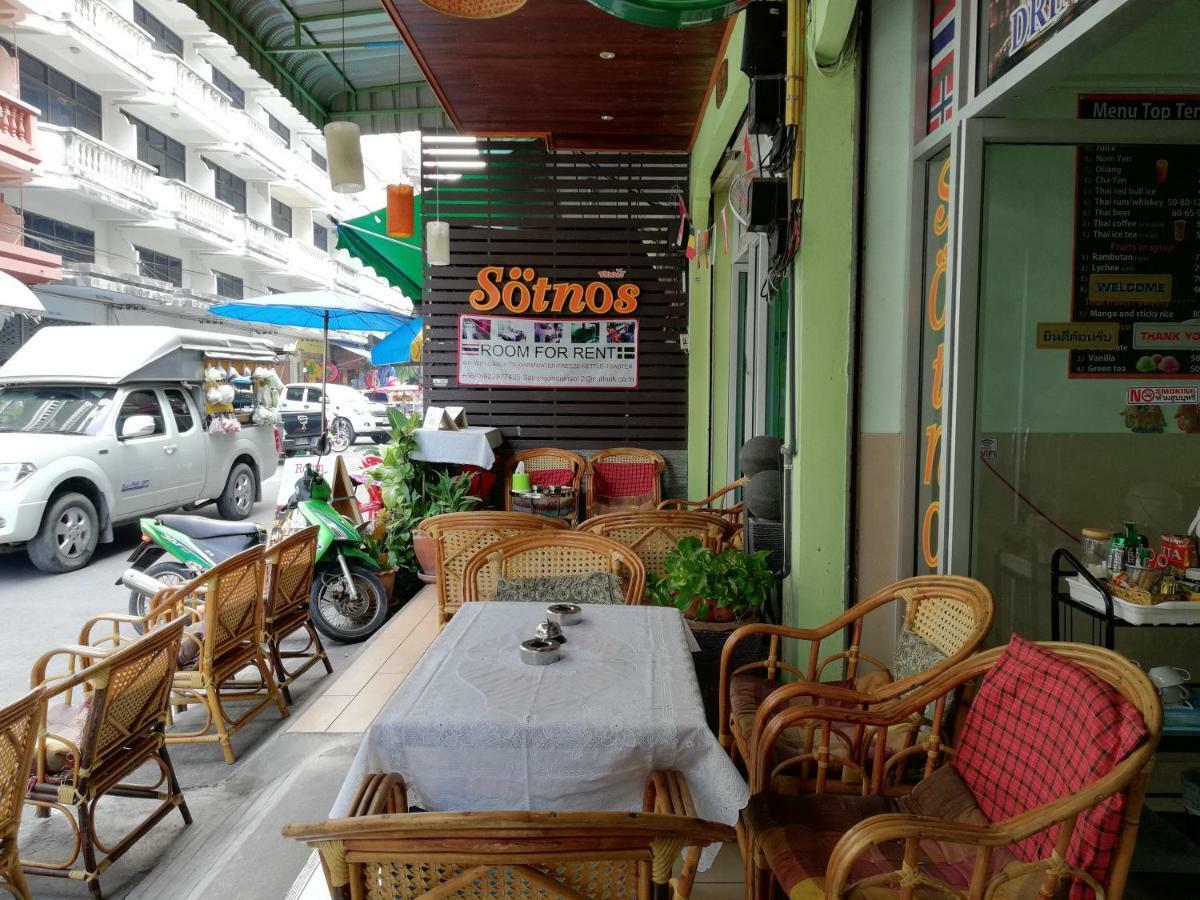 Soetnos Hotel Pantai Jomtien Luaran gambar