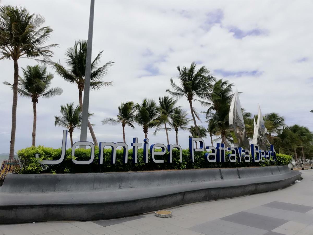 Soetnos Hotel Pantai Jomtien Luaran gambar